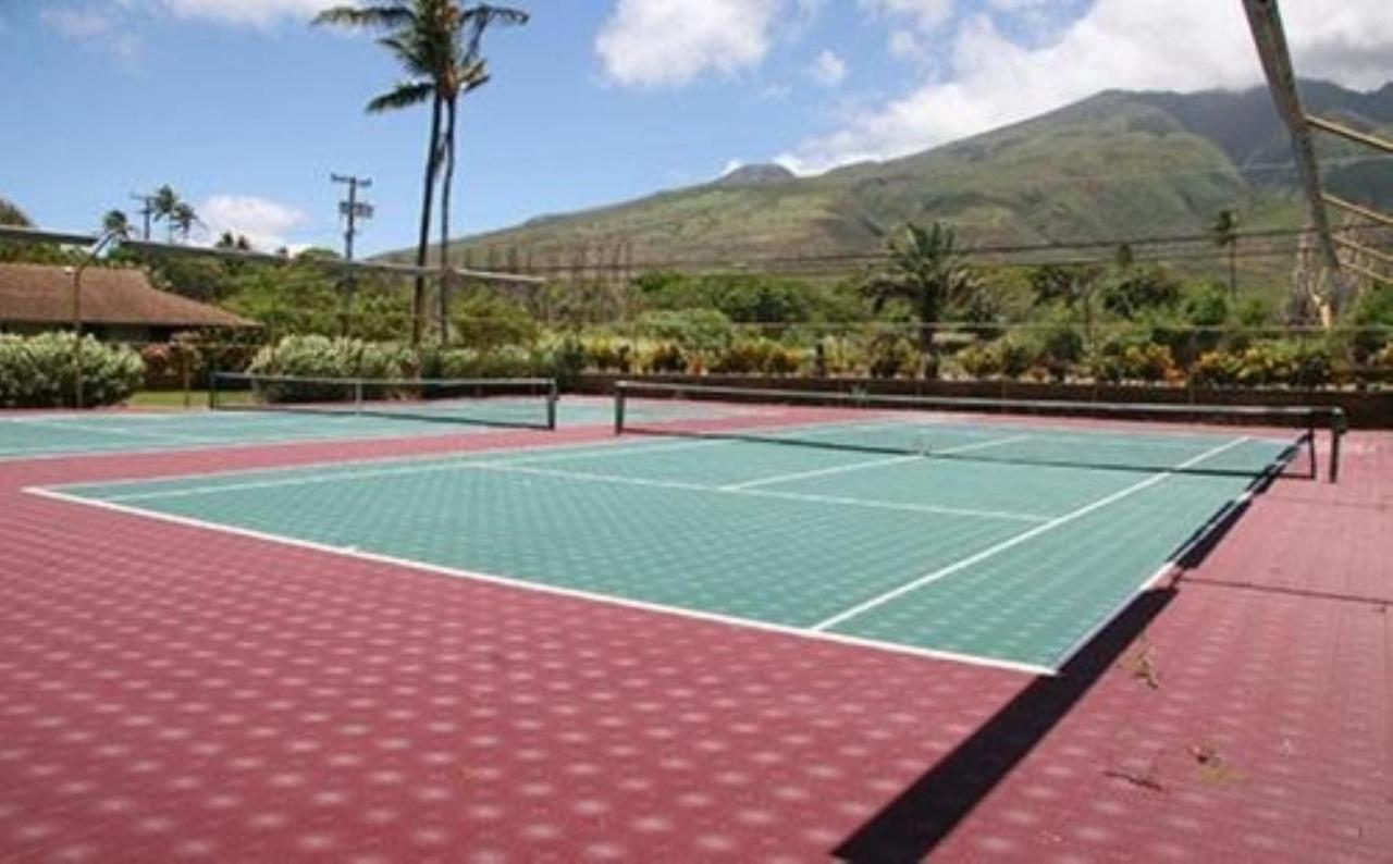 Appartamento Molokai Island Retreat With Beautiful Ocean Views And Pool - Newly Remodeled! Ualapue Esterno foto