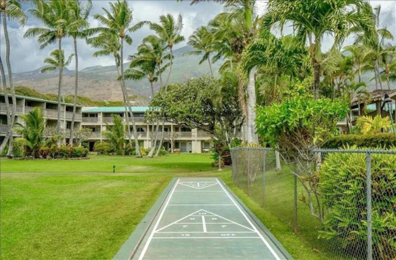 Appartamento Molokai Island Retreat With Beautiful Ocean Views And Pool - Newly Remodeled! Ualapue Esterno foto